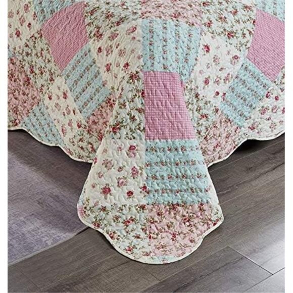 Sunshine Pink and Green Rose Patchwork, 2-Piece Quilt Set with 1 Sham - Picture 4 of 7